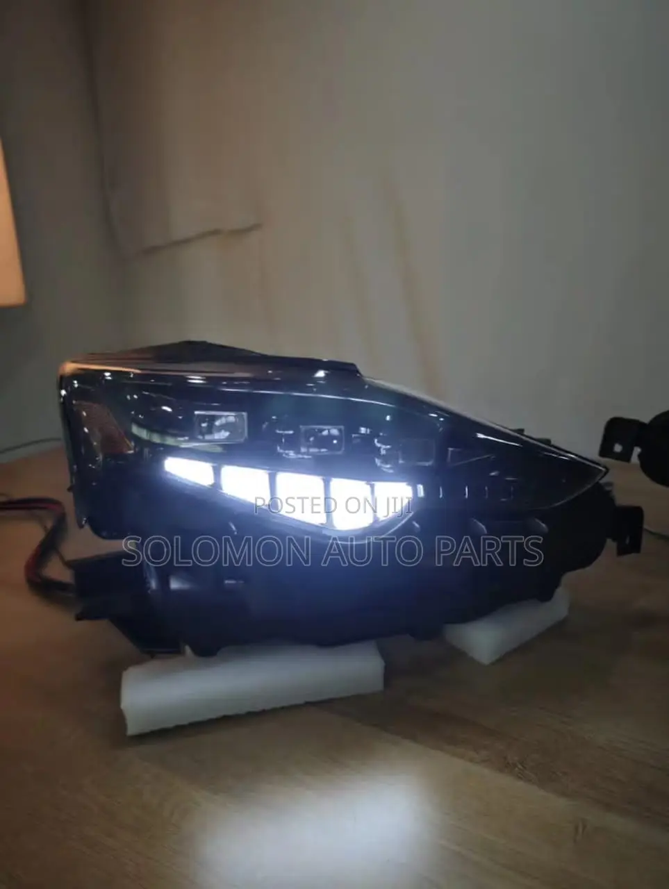 Is250 2015 Headlamp Led Latest Design Available as Seen