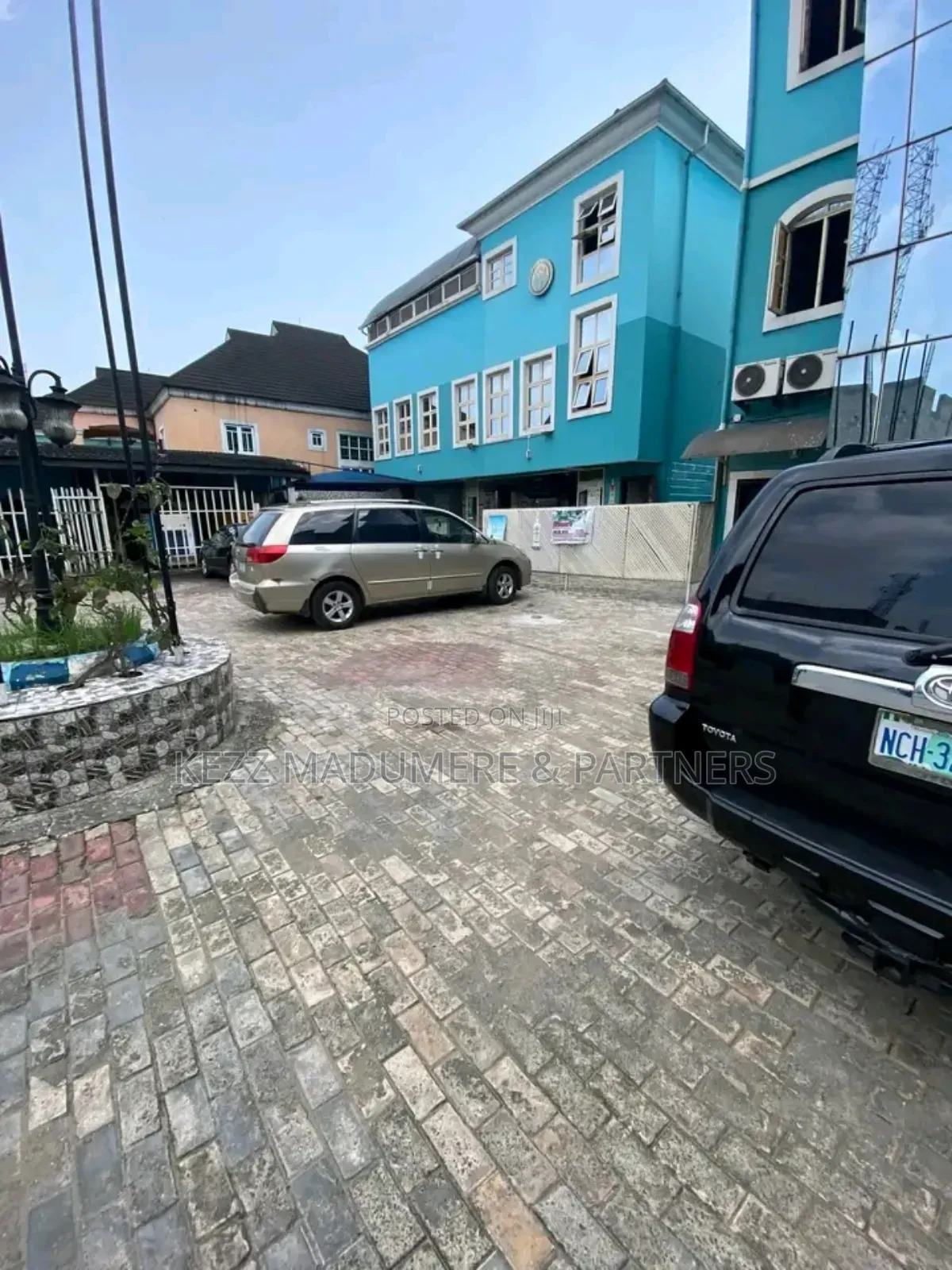 For Sale: 29 Rooms Hotel Within New Gra , Port Harcourt