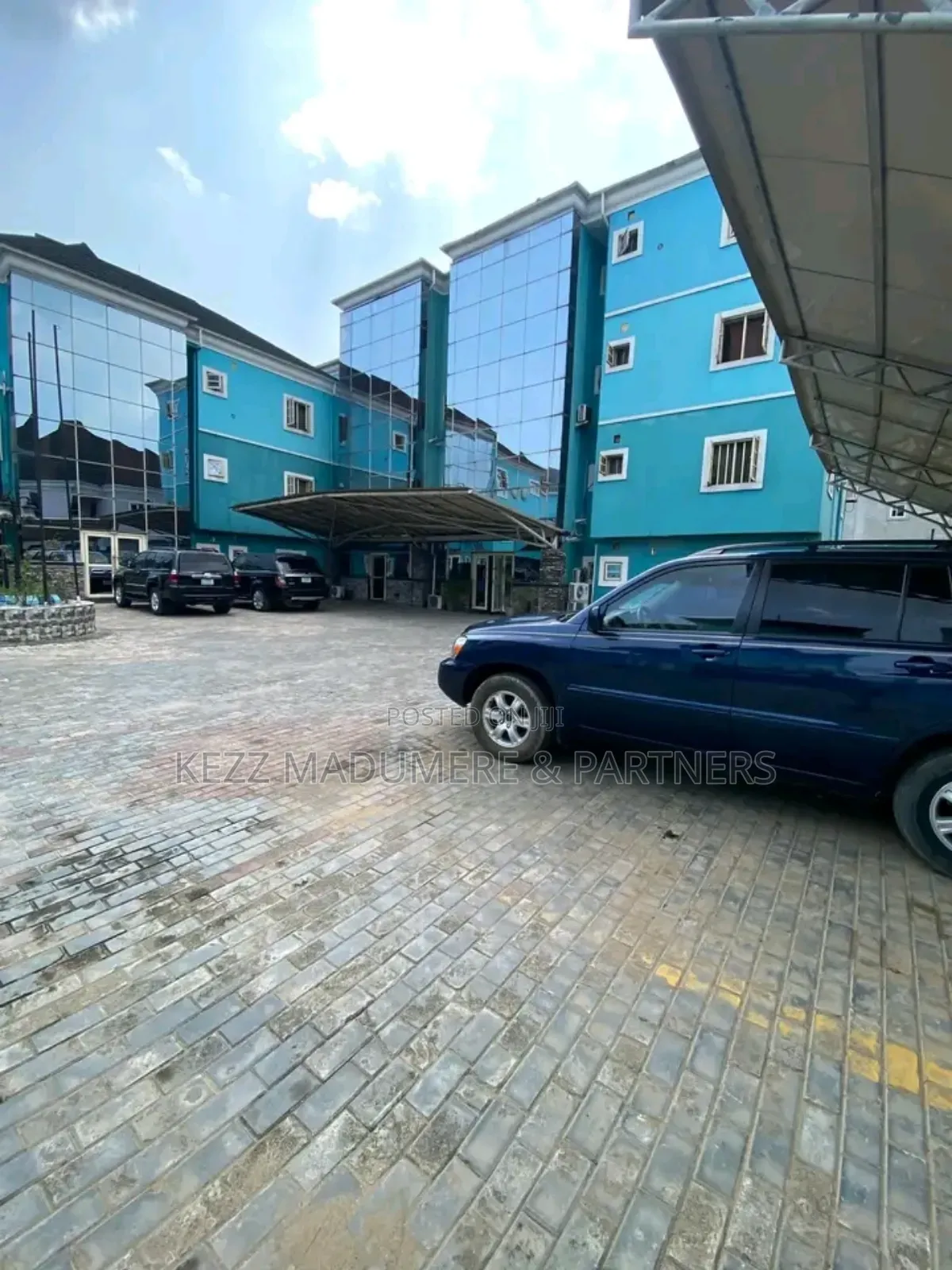 For Sale: 29 Rooms Hotel Within New Gra , Port Harcourt