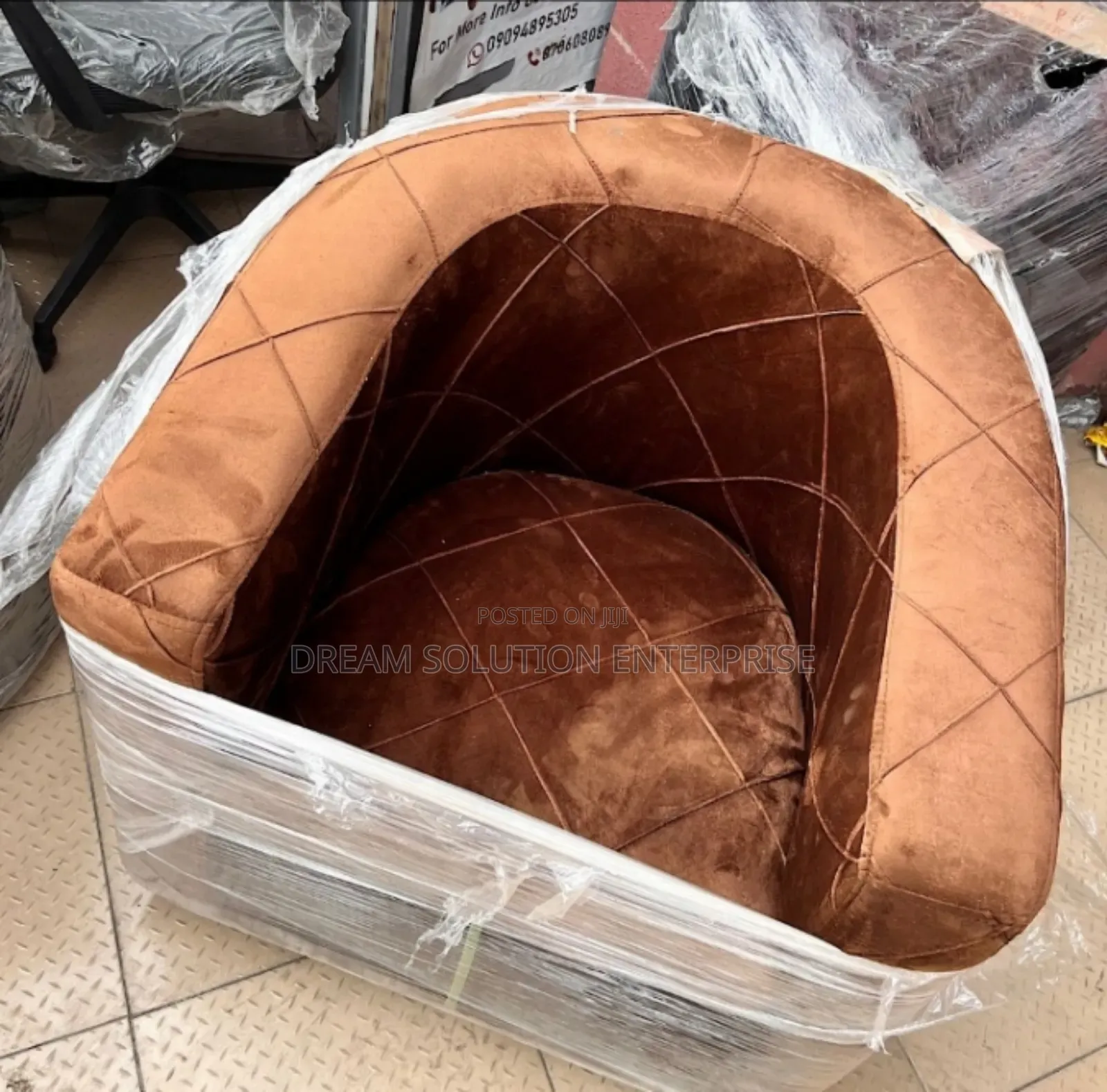 Beautiful Single Bucket Sofa