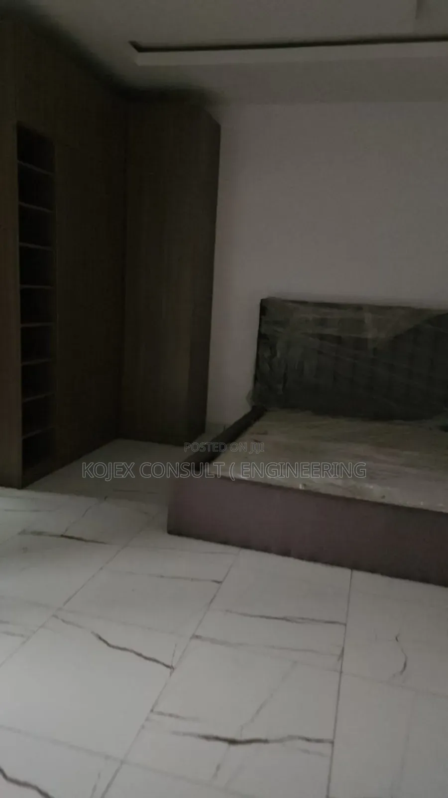 5bdrm Duplex in Gated Estate Gra for sale