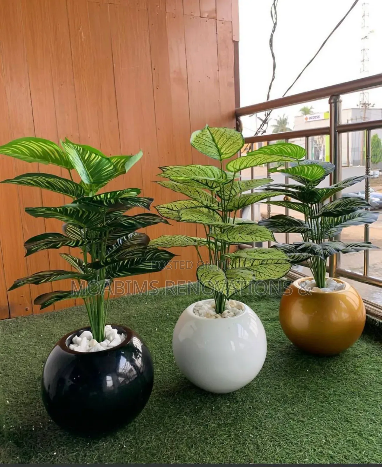 Indoor/Outdoor Fibre Vase and Plant .