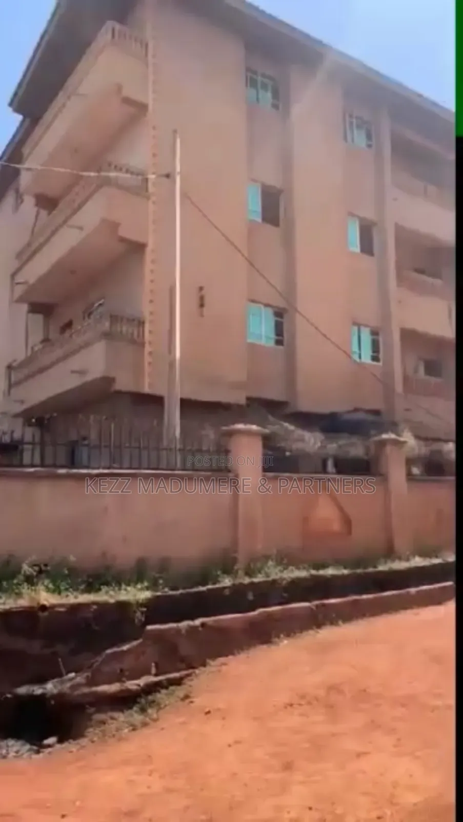 8bdrm Block of Flats in Ogwuagor, Abakpa for sale
