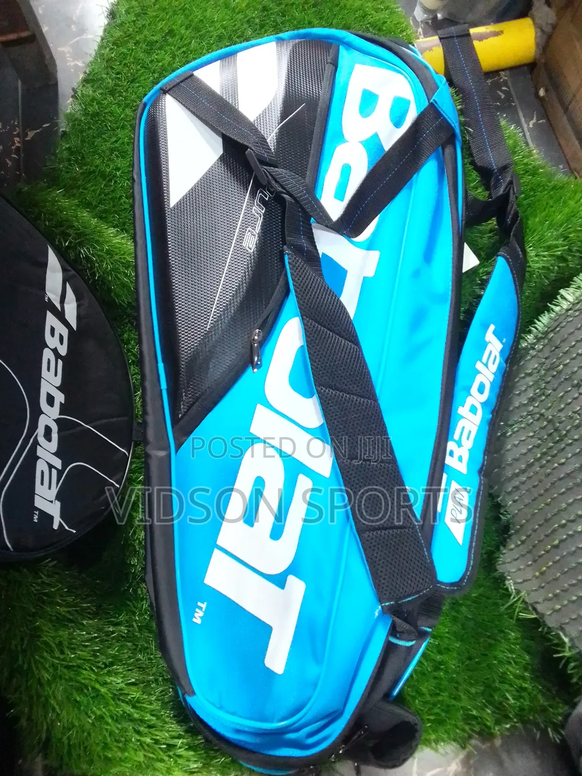 3 Zipper Babolat Long Tennis Bag