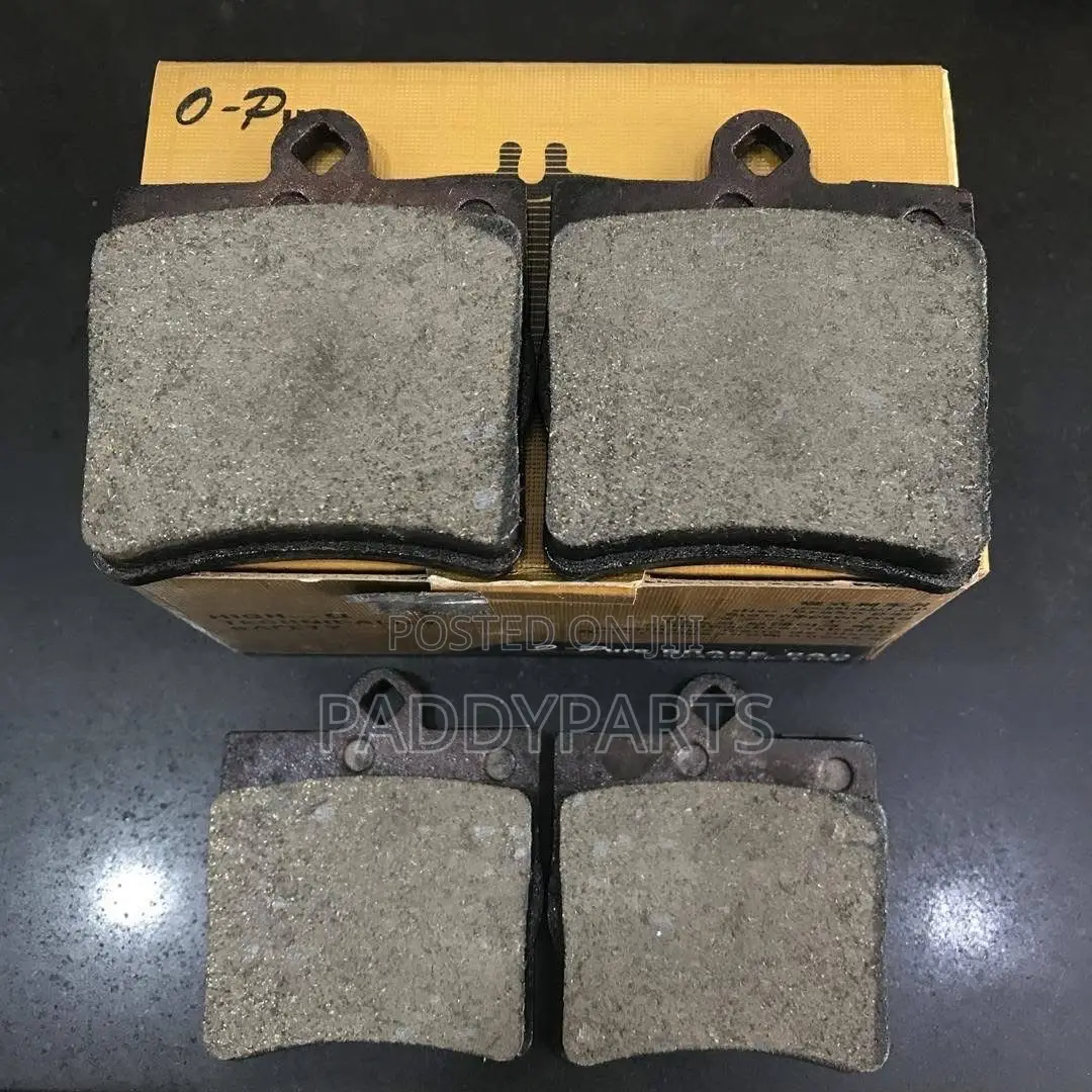 Chrysler Crossfire Brake Pad