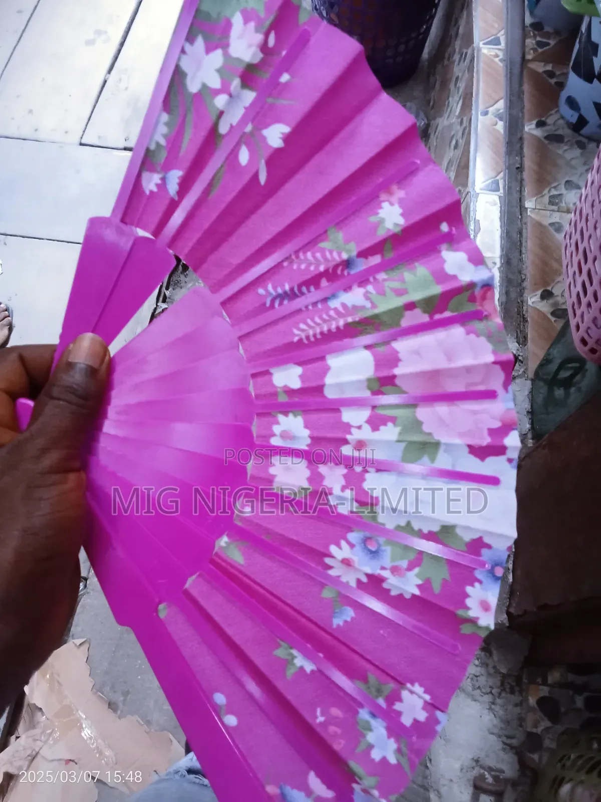 Party Fordable Design Flowers Hand Plastic Hand Fan