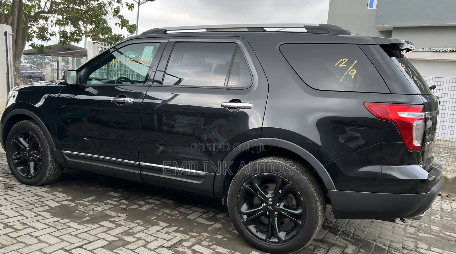 Ford Explorer Limited 4dr SUV AWD (3.5L 6cyl 6A) 2014 Black