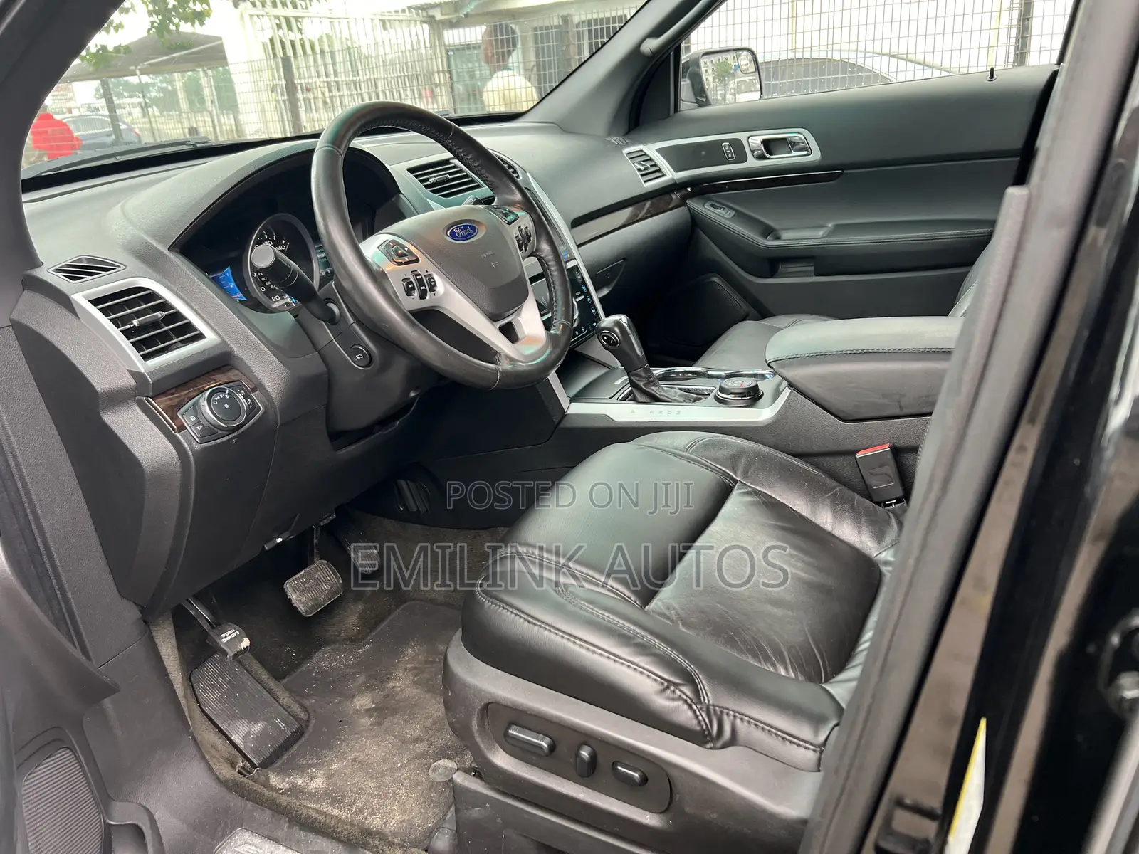 Ford Explorer Limited 4dr SUV AWD (3.5L 6cyl 6A) 2014 Black