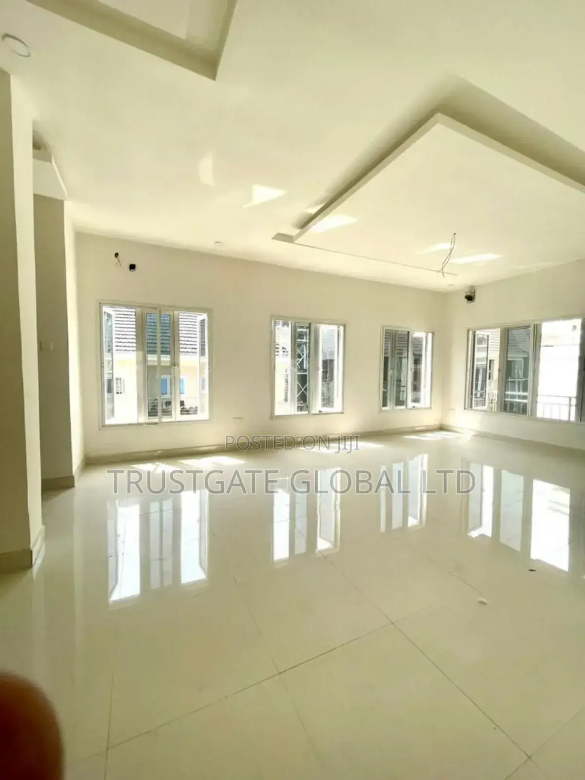 4bdrm Townhouse/Terrace in Life Camp for sale