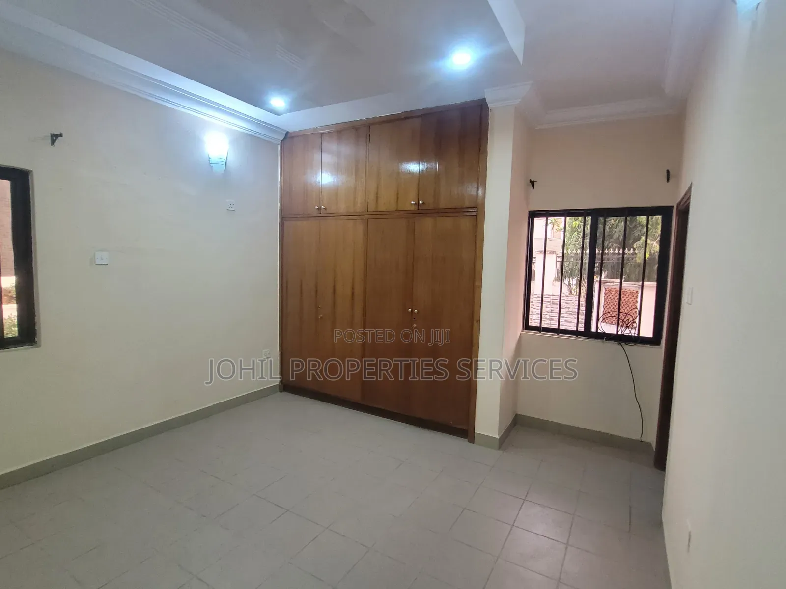 3bdrm Block of Flats in Maitama for rent
