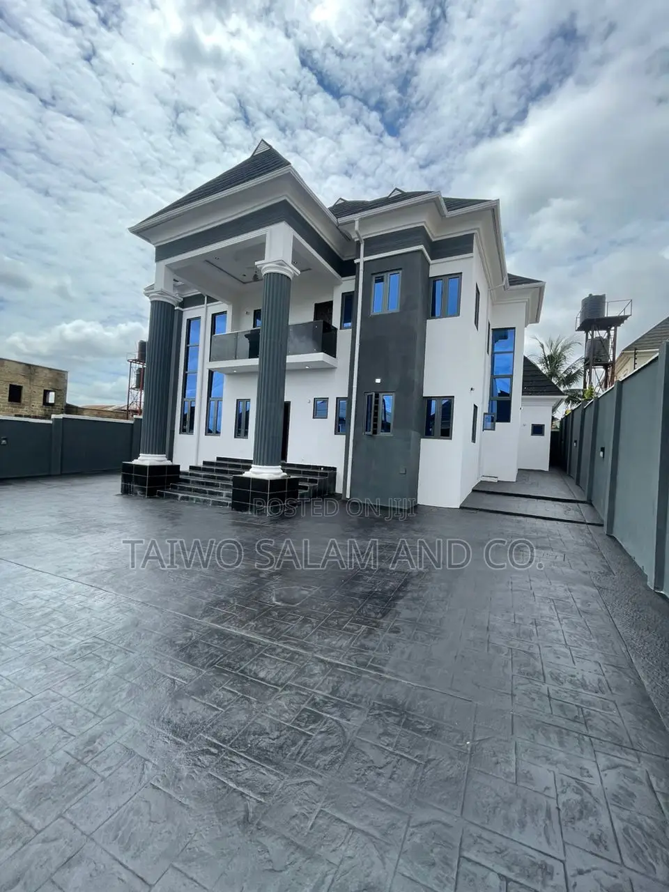4bdrm Duplex in Akala Express for sale