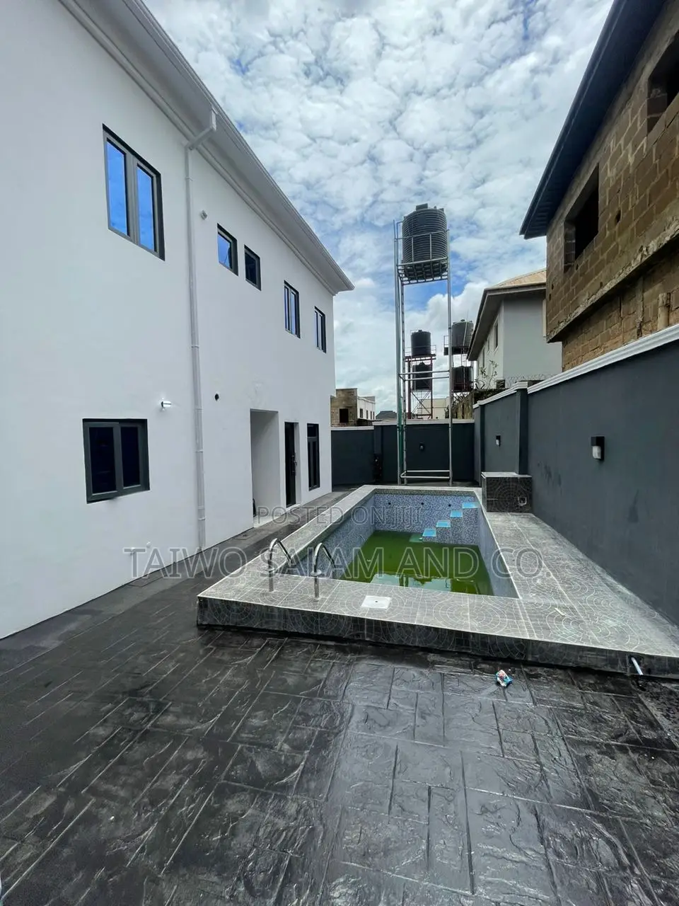 4bdrm Duplex in Akala Express for sale