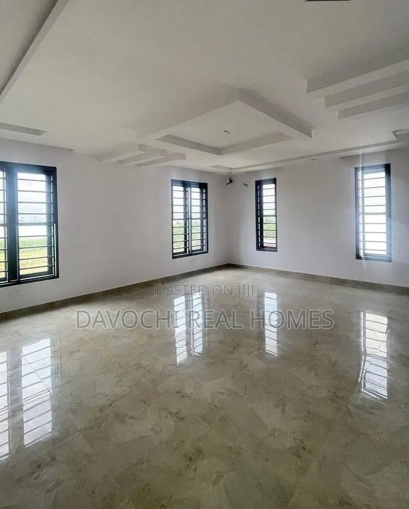 5bdrm Duplex in Osapa London, Lekki for rent