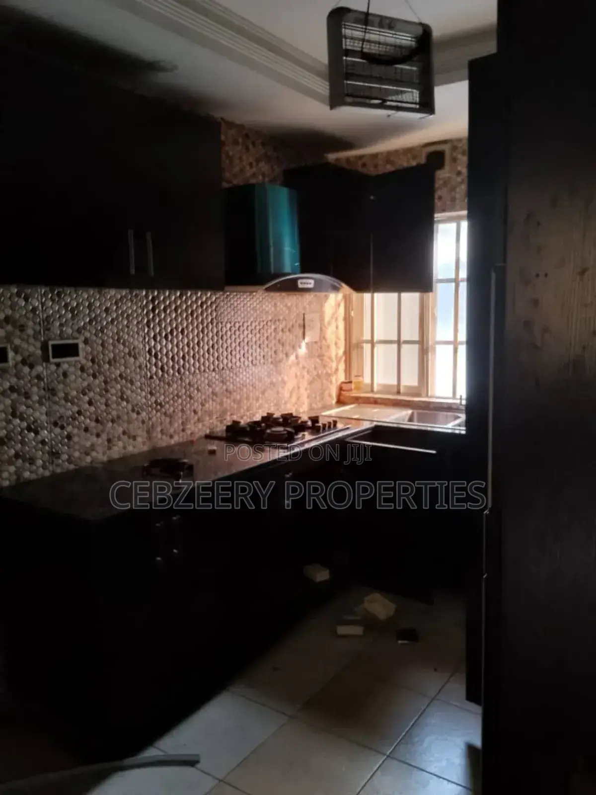 3bdrm Block of Flats in Opebi for rent
