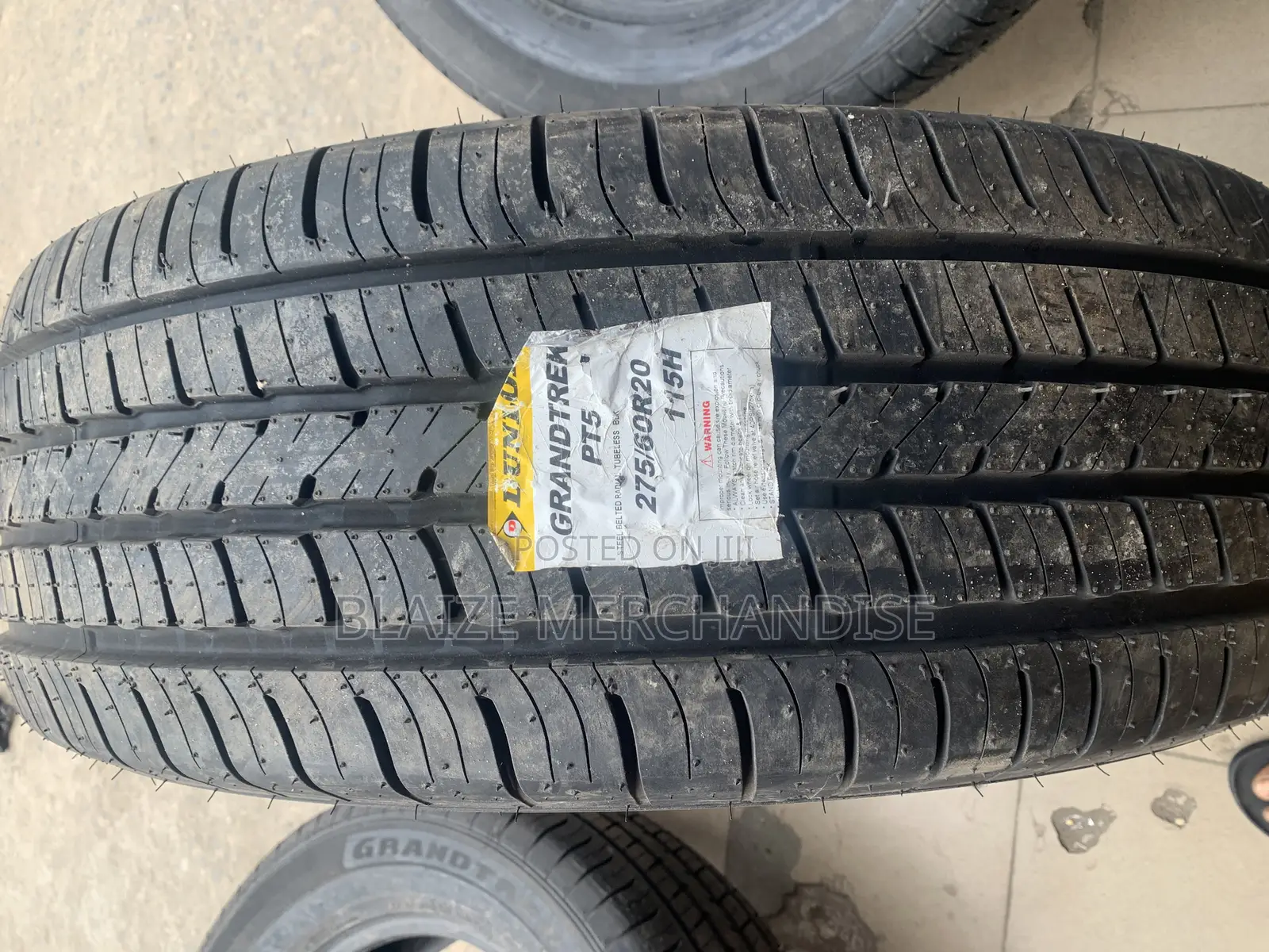 275/60r20 Dunlop Tyre