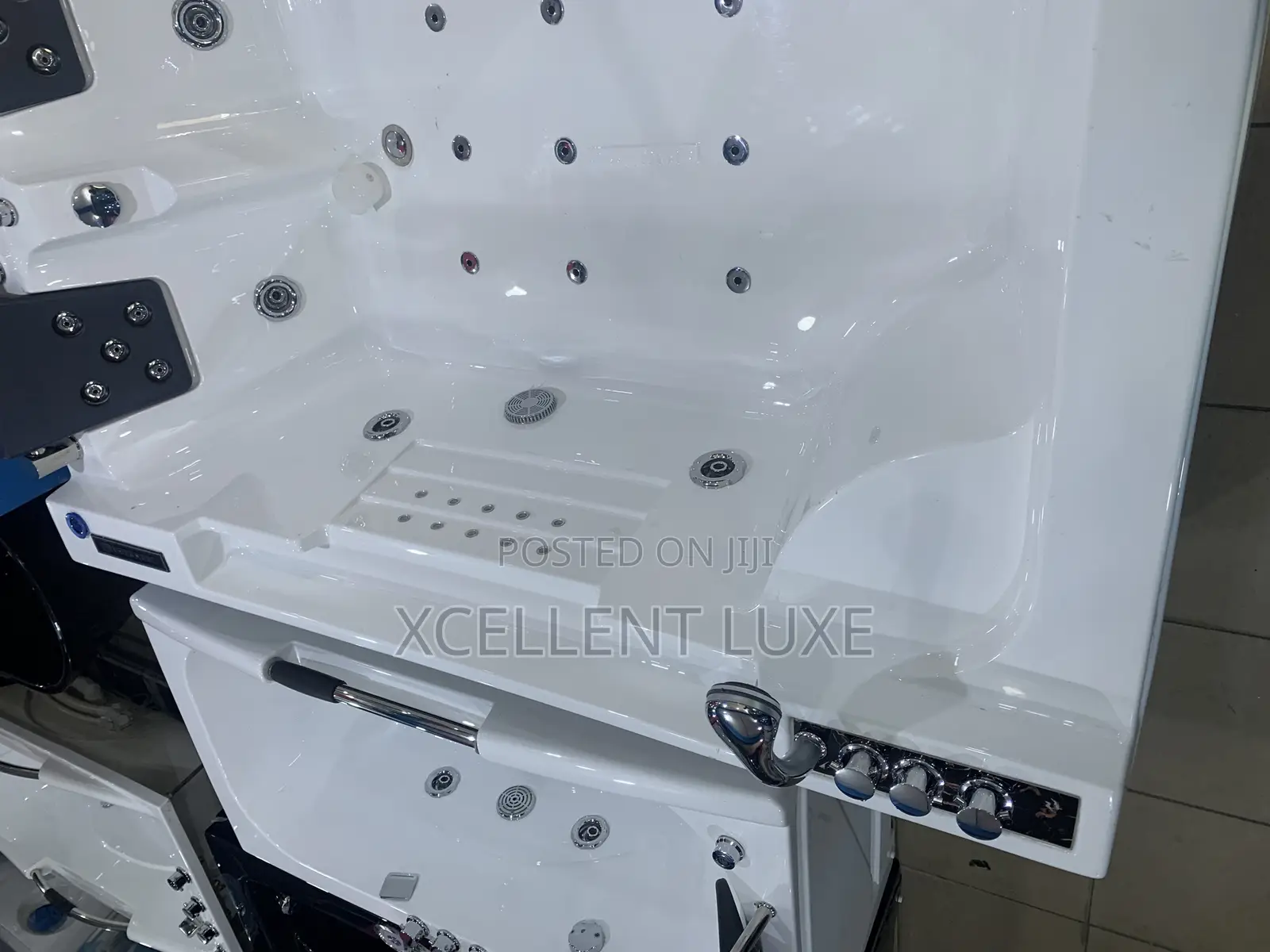 Executive High Performance Double Jacuzzi