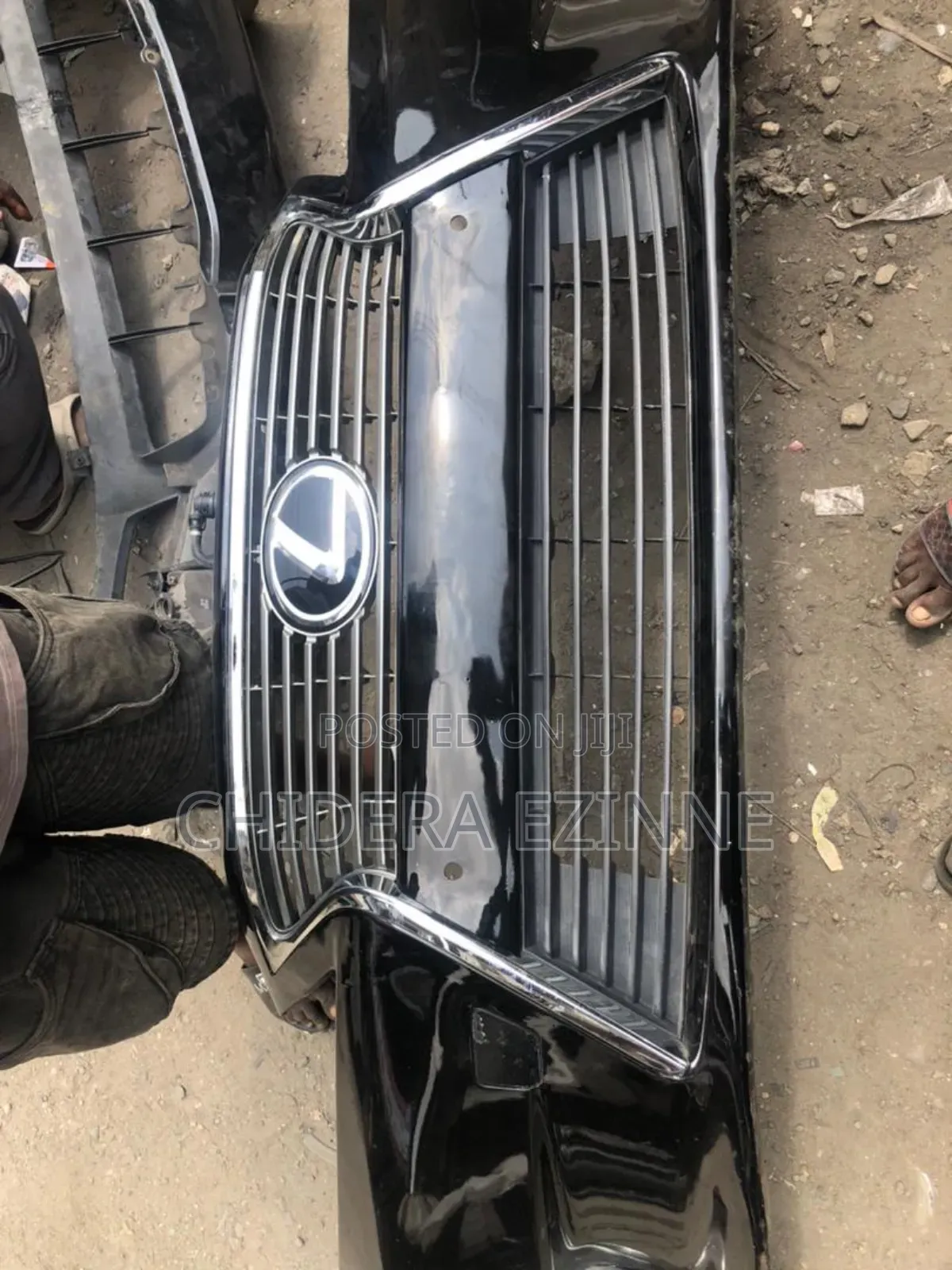 Lexus Es 350. 2015 Model Front Bumper Complete
