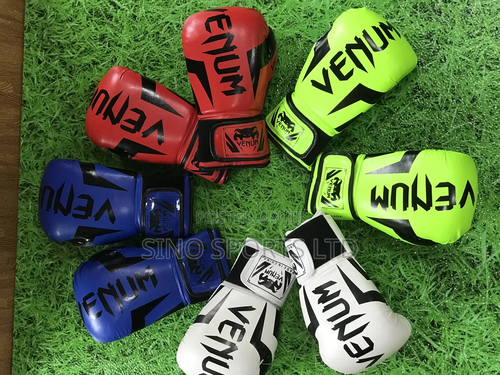 Venum Boxing Glove