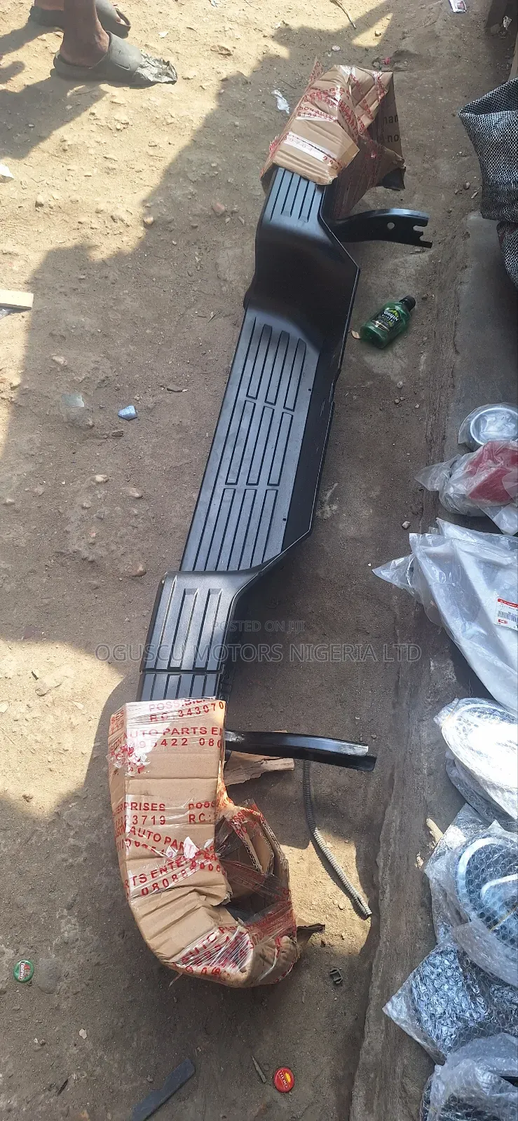 Complete Back Bumper Tokunbo Hilux 2015-2018-2020 Model