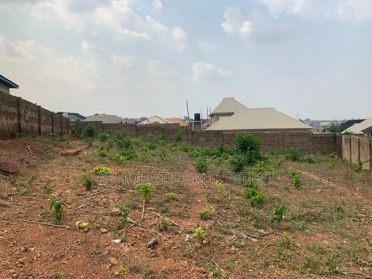 Land for Sale at Elebu