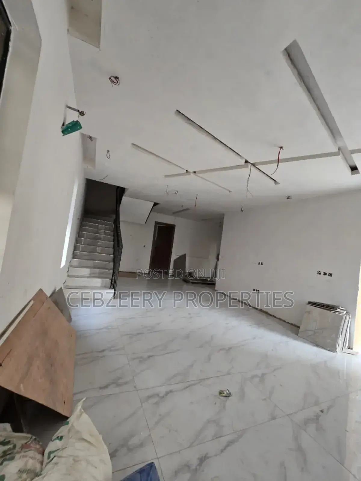 5bdrm Duplex in GRA Phase 2 Shangisha for rent