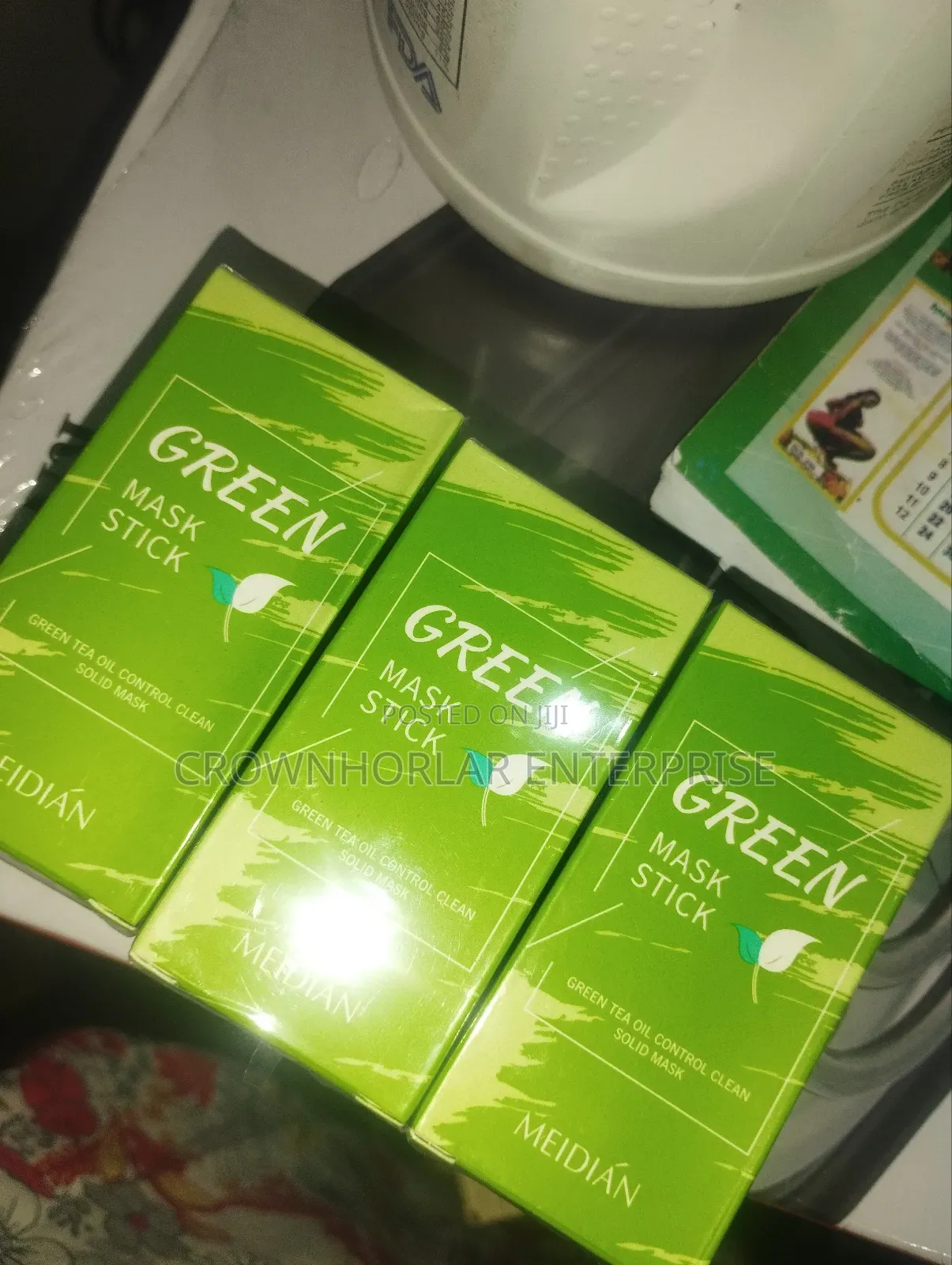 Green Mask Stick