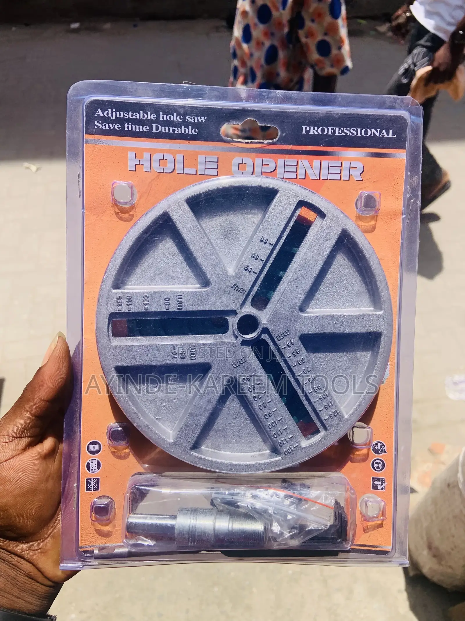 Adjustable Hole Saw (Diameter :45 — 130mm)