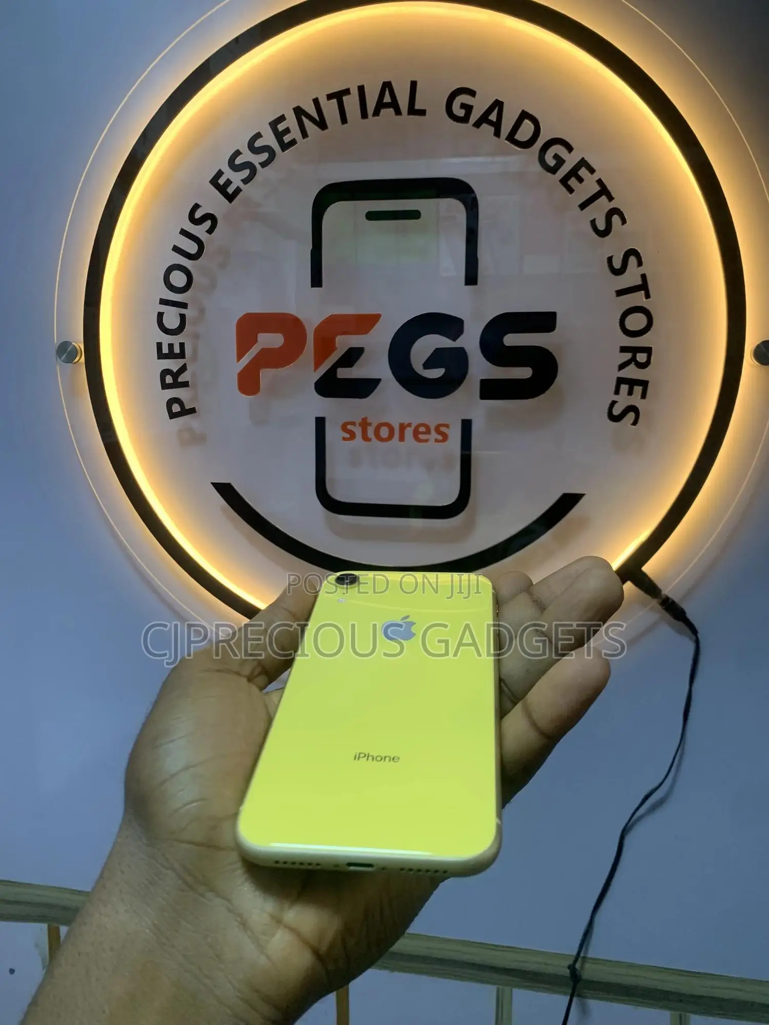 Apple iPhone XR 64 GB Yellow