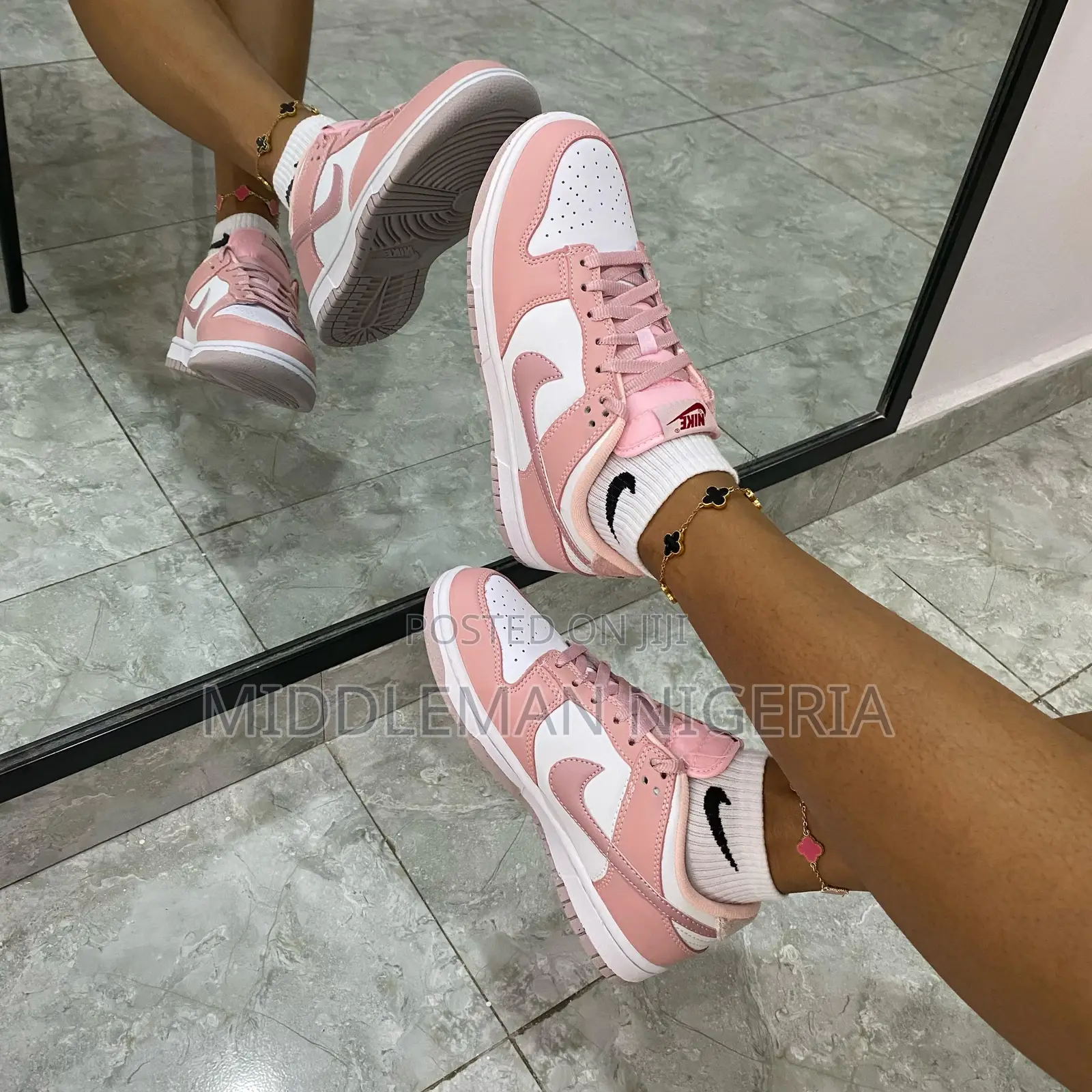 Nike Sb Pink Velvet Sneakers