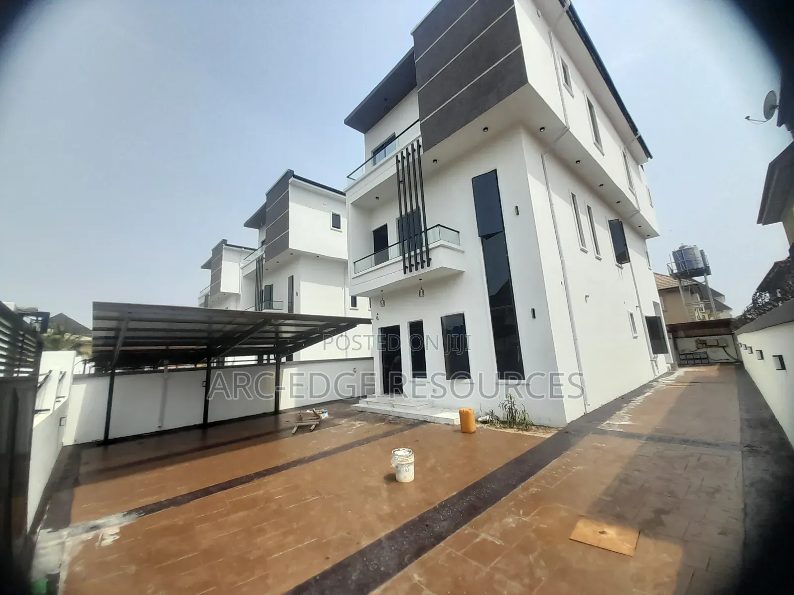 4bdrm Duplex in Apple Junction for Sale