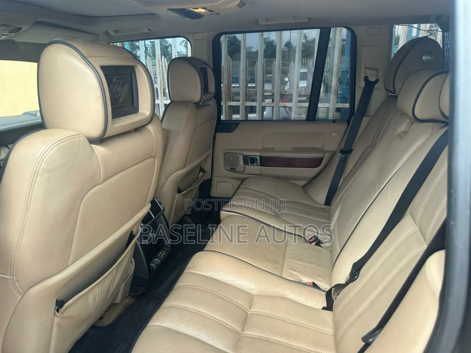 Land Rover Range Rover 2011 Black