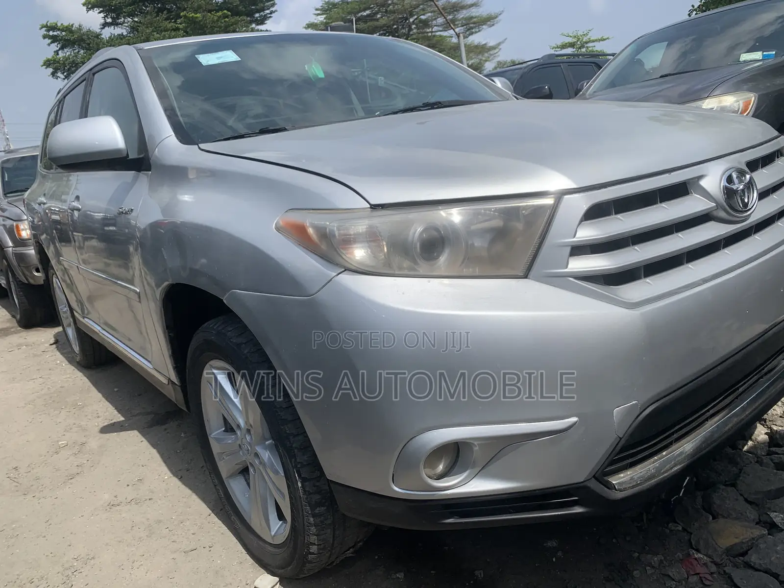 Toyota Highlander Limited 2012 Silver