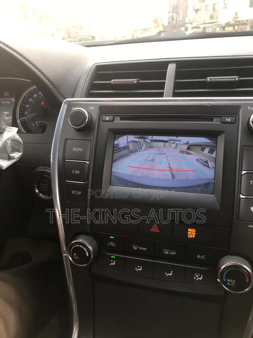 Toyota Camry XLE 4dr Sedan (2.5L 4cyl 6A) 2017 Gray
