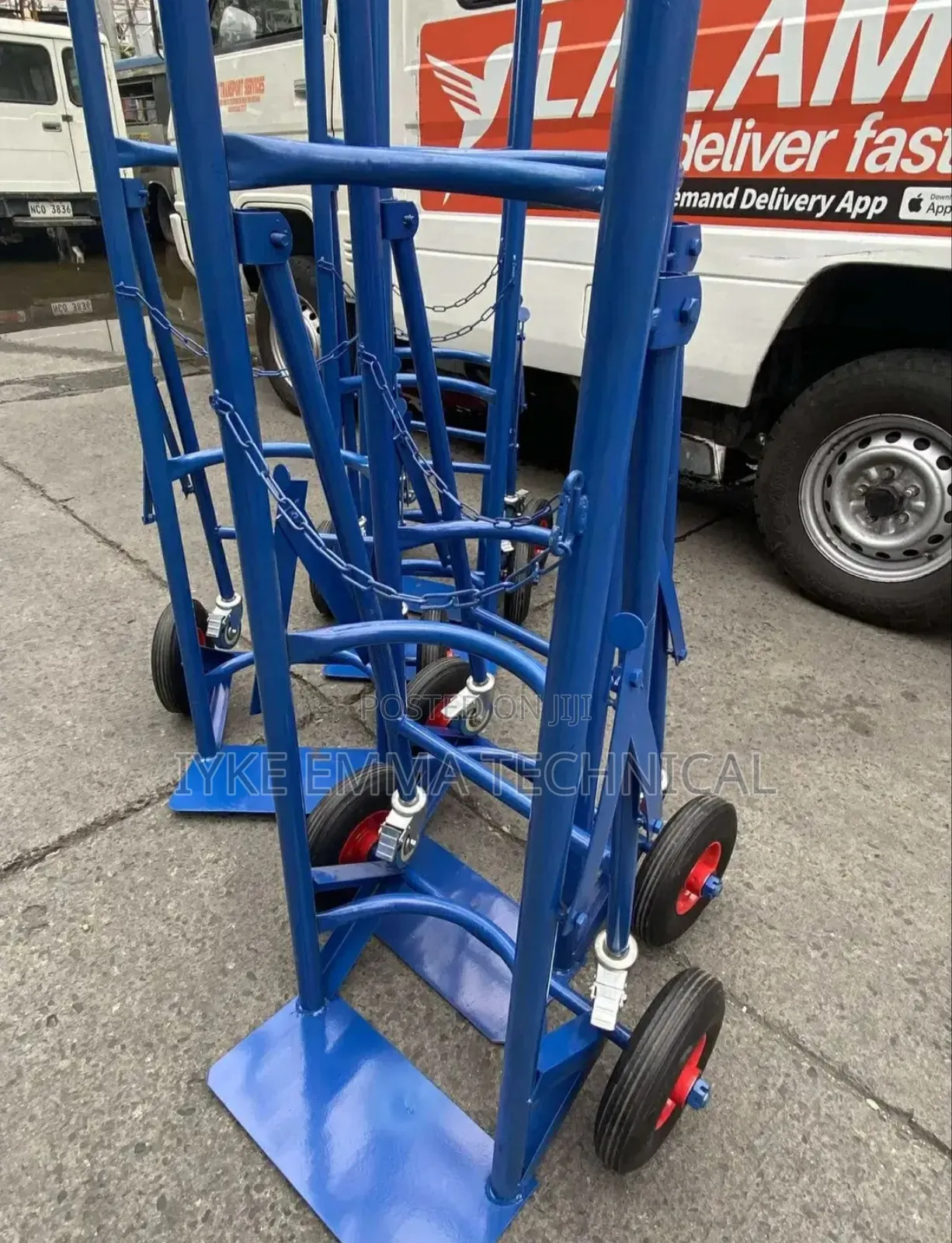 Gas Cylinder Stand / Trolley