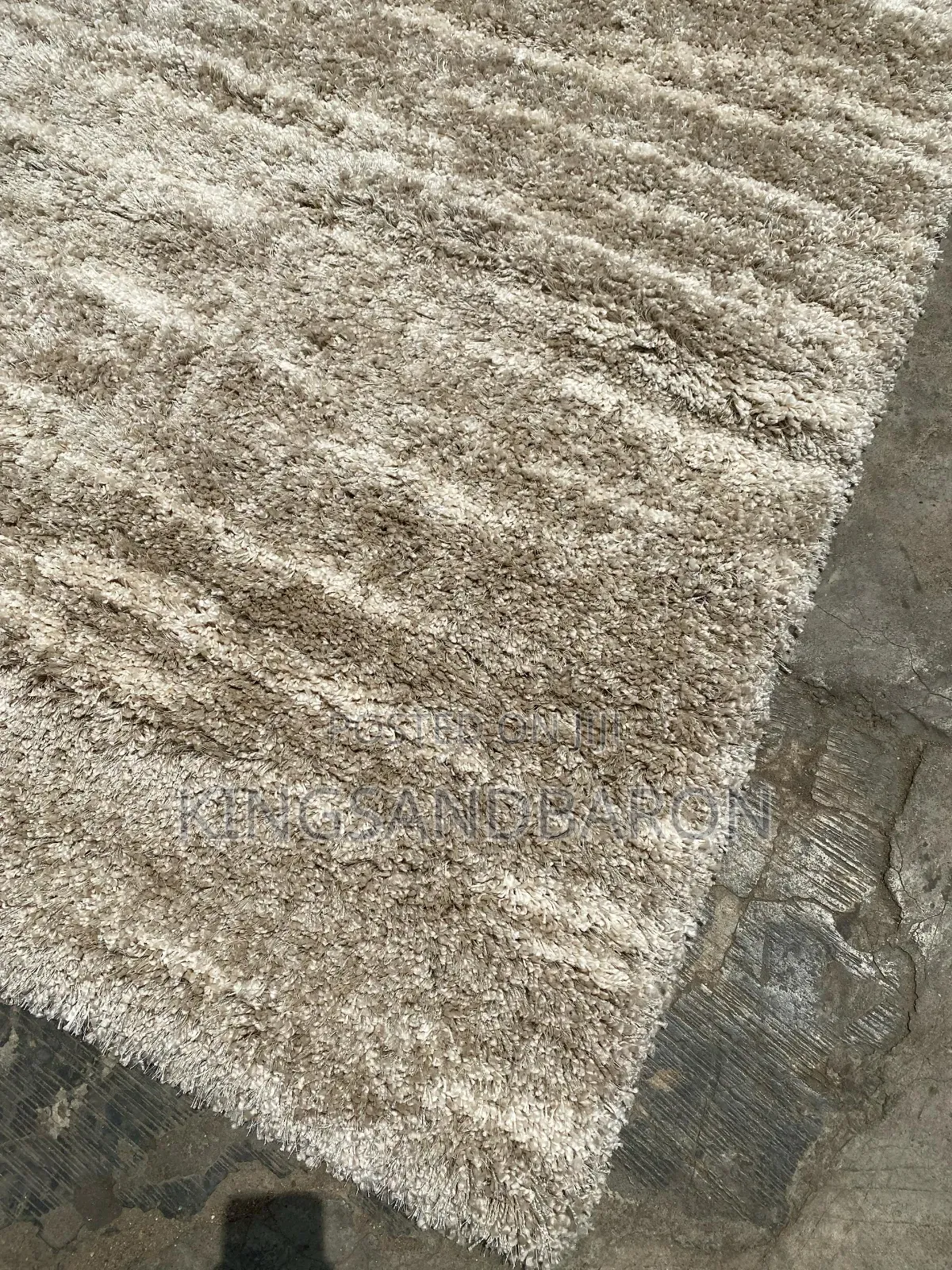 5x7fts Champagne Shaggy Premium America Center Rug.