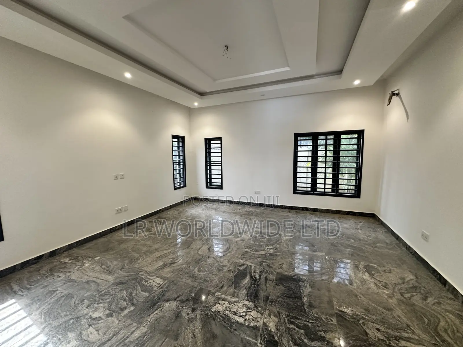 5bdrm Duplex in Wuye for sale