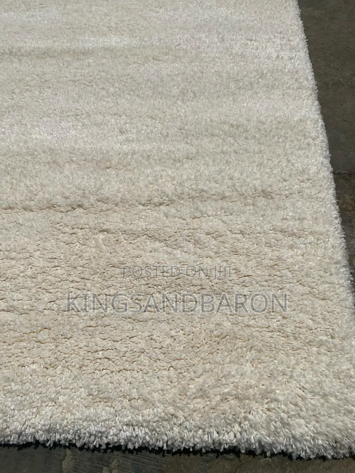 5x7fts Cream Shaggy Premium America Center Rug.