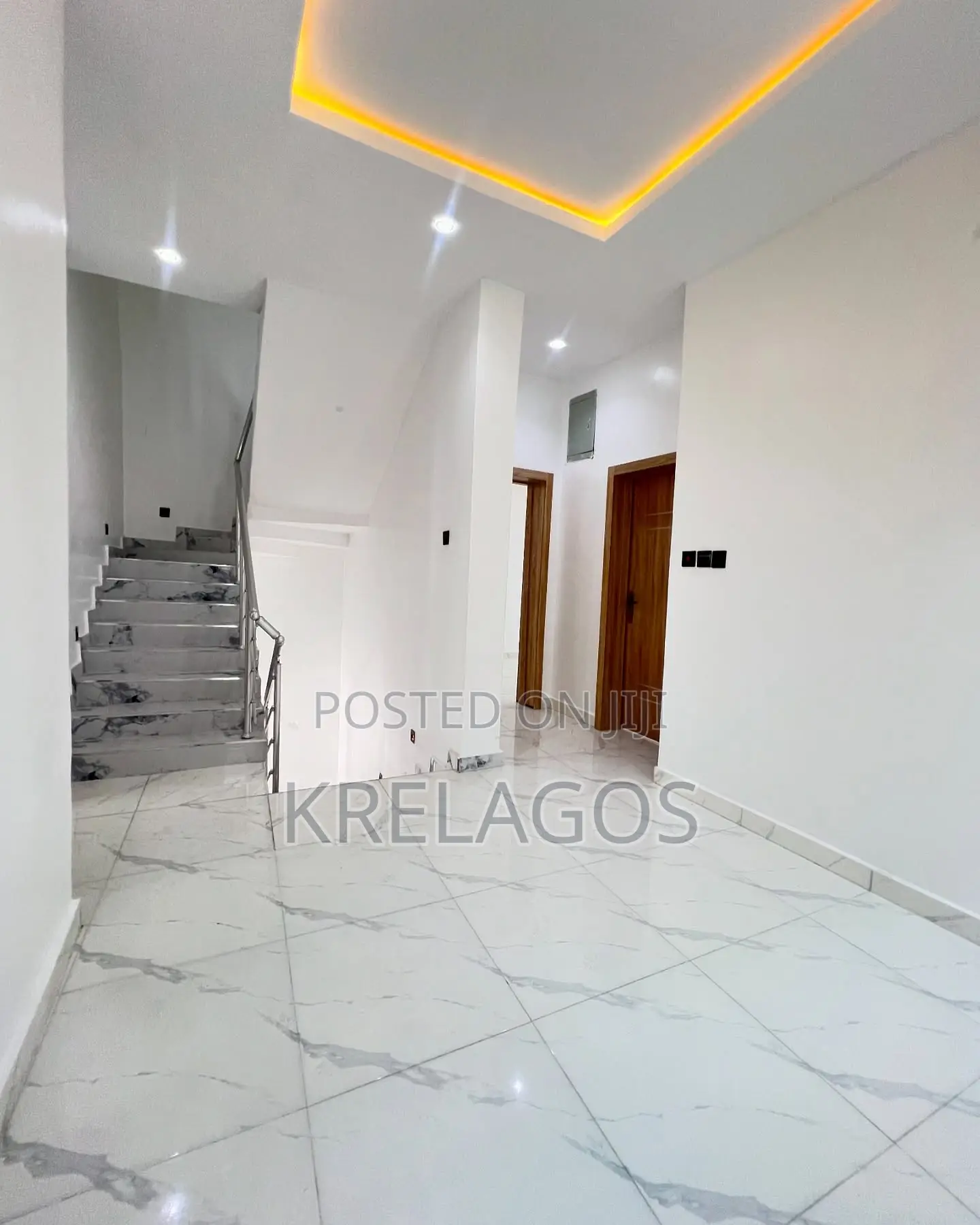 5bdrm Duplex in Ologolo for sale
