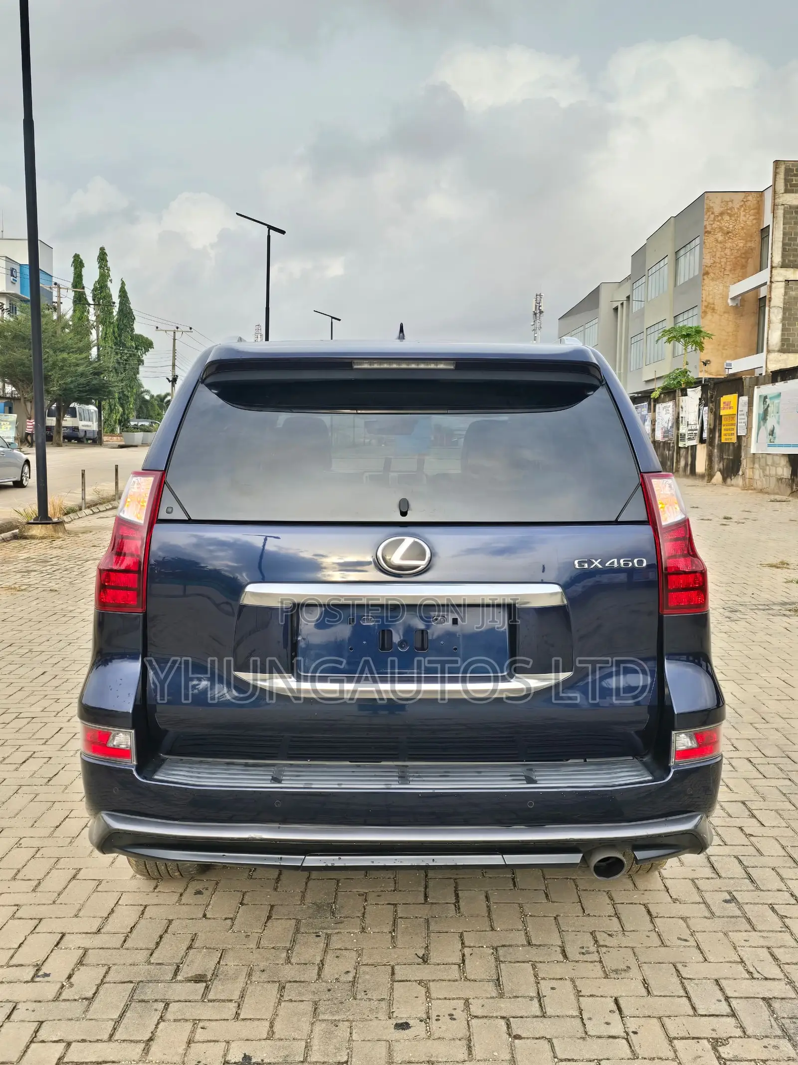 Lexus GX 460 2021 Blue