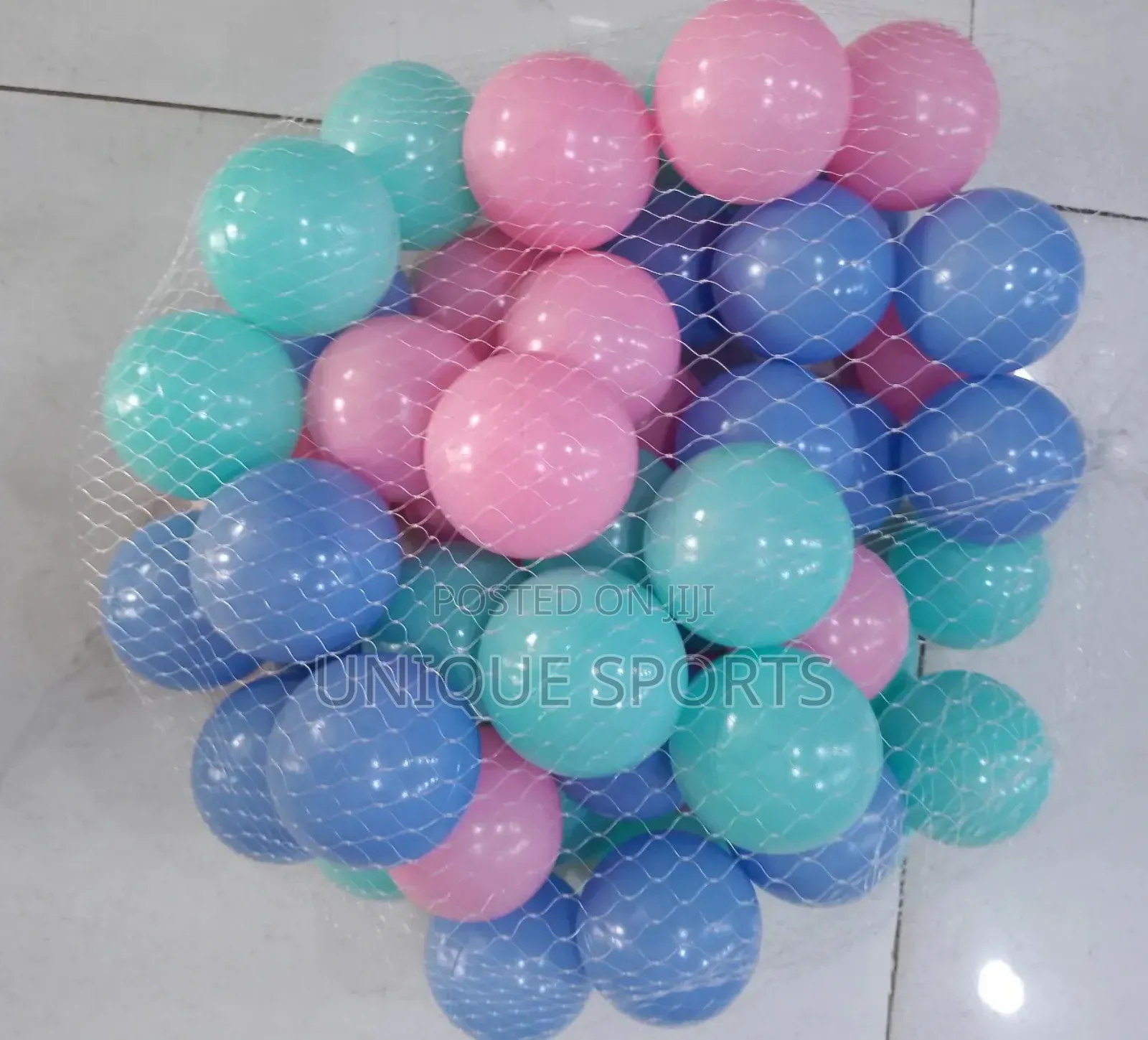Colourful Ocean Pit Balls