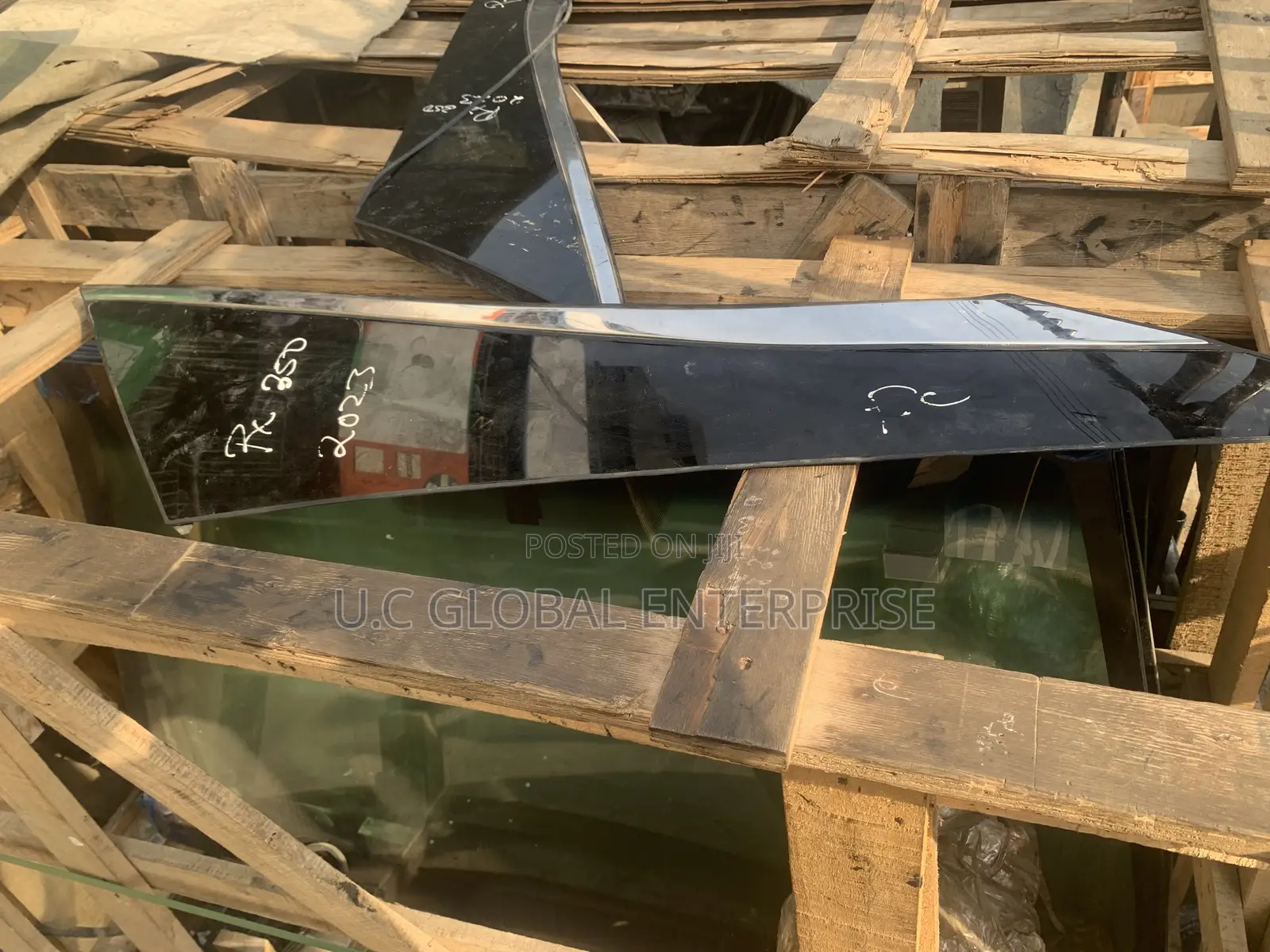 Vent Glass for Lexus Rx350 2024 Available