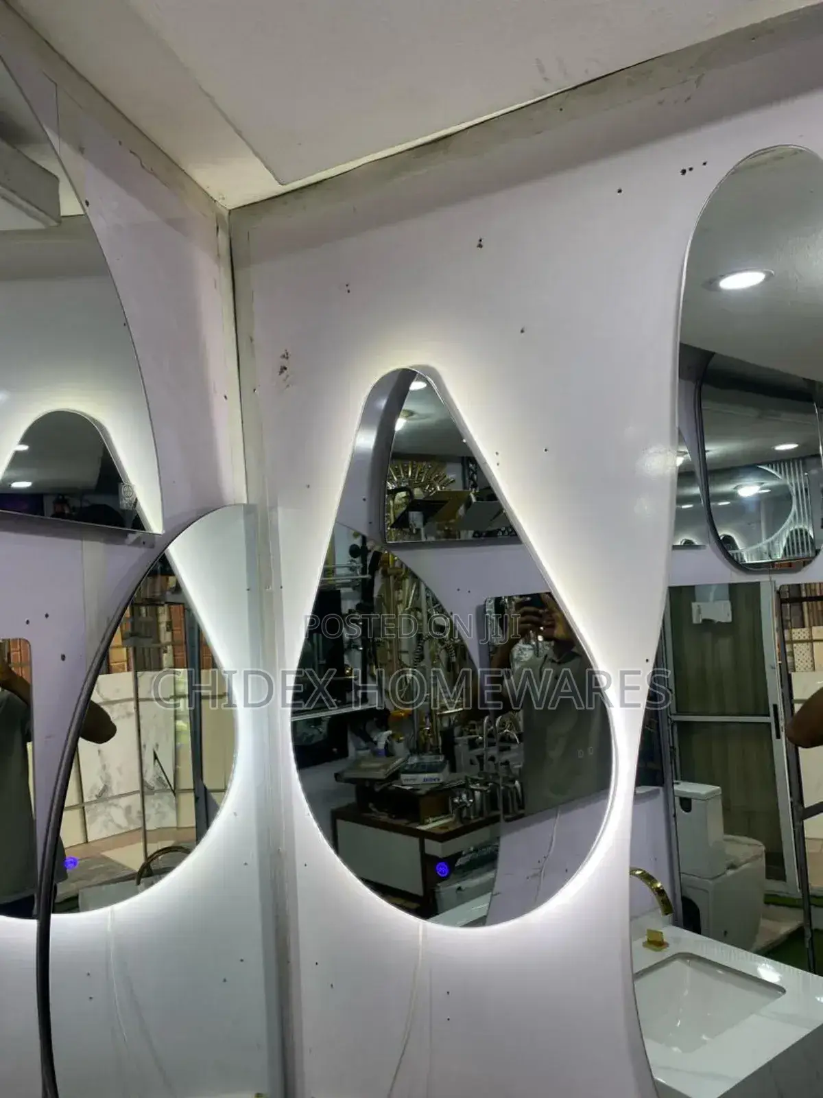 Pear Shape Mirror