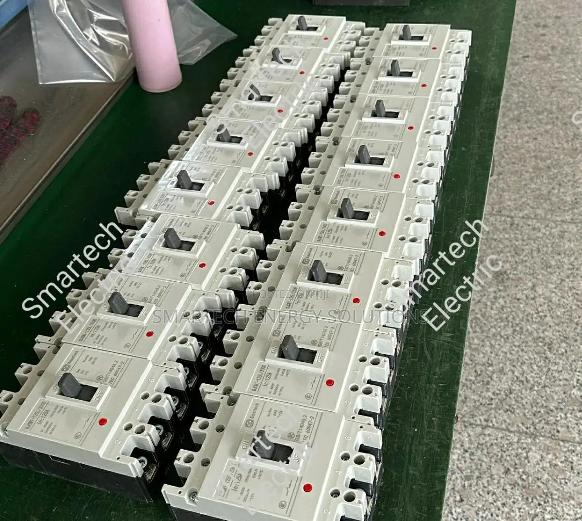 3p/4p 250a Smartech Mccb Breaker