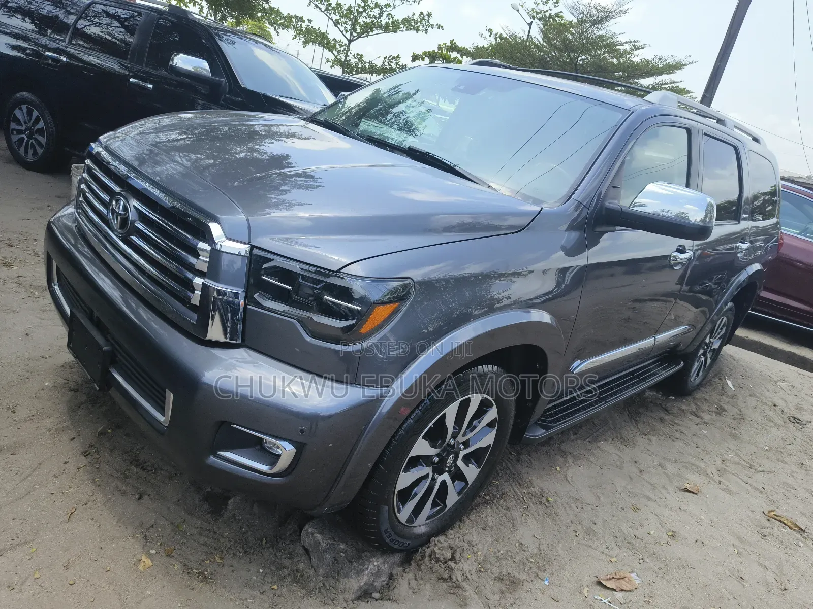Toyota Sequoia Platinum 4x4 2020 Gray