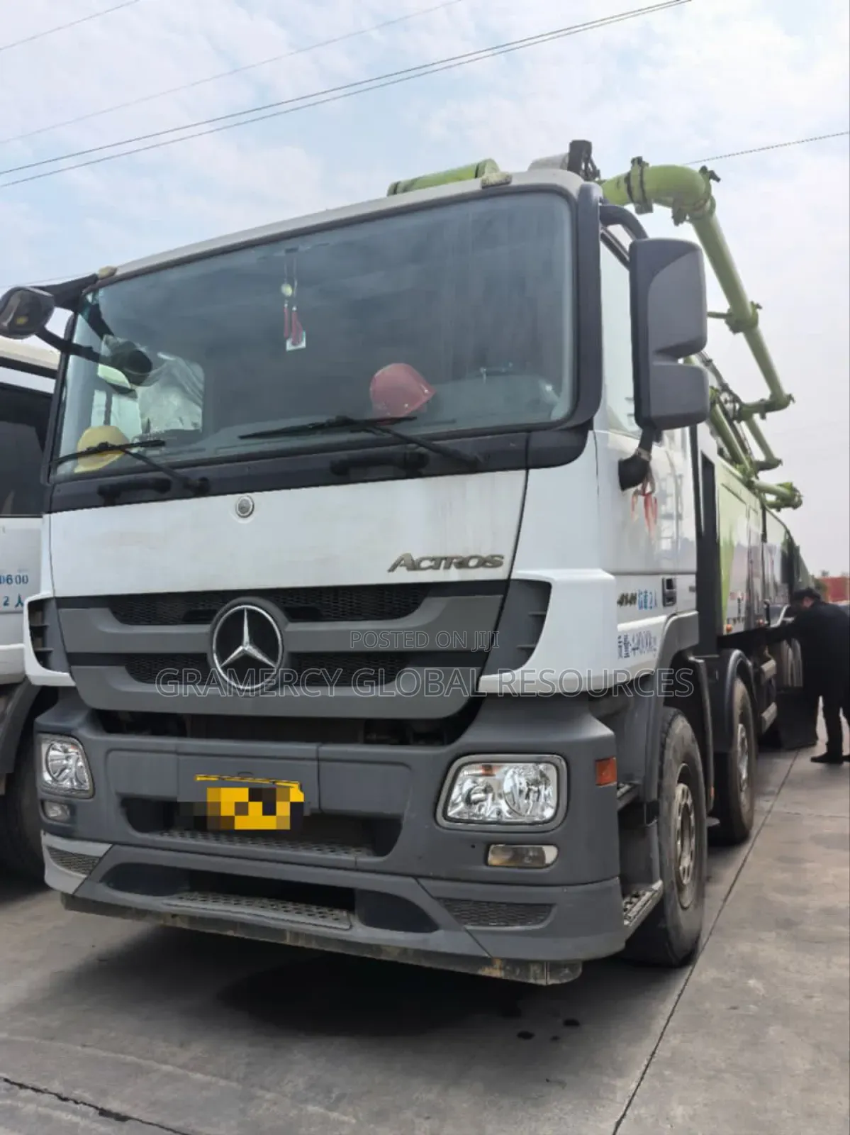 Foreign Used 2018 Zoomlion 56meters Benz Concrete Pump Truck