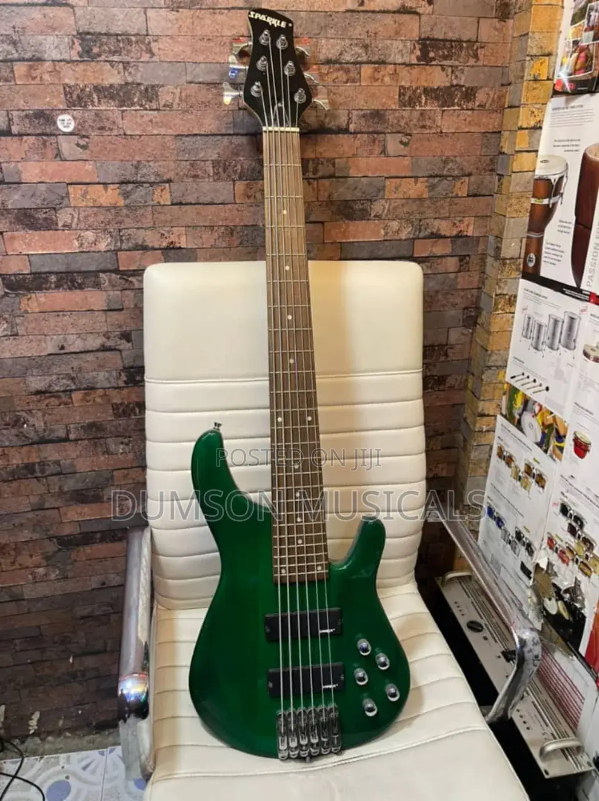 6 Strings Sparkle Active Guitar
