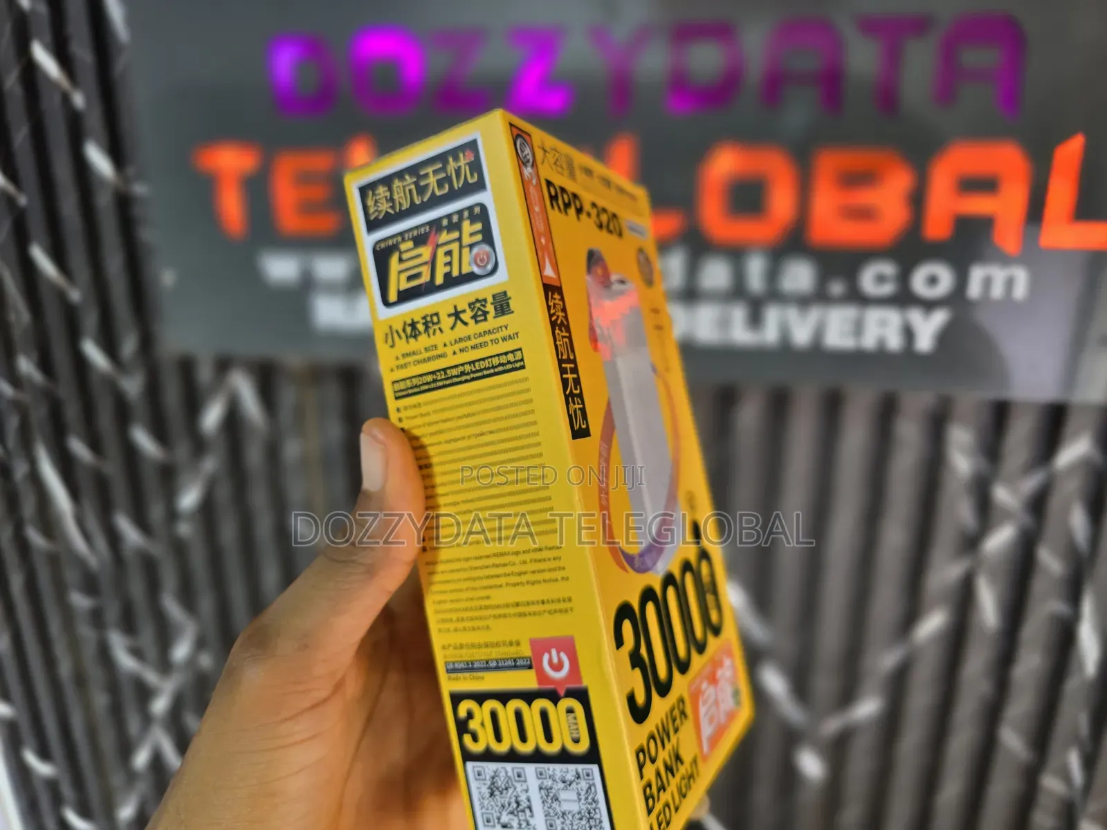 Remax 30000mah RPP-320 Power Bank Led Light