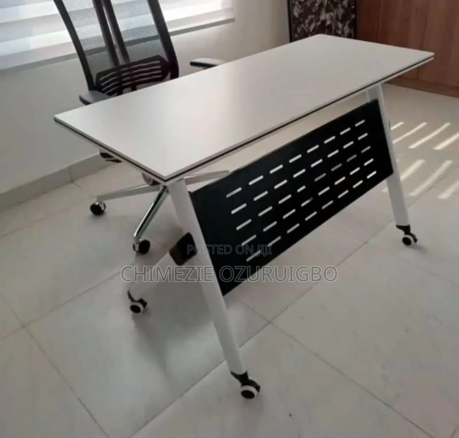 1.2 Meters Foldable White Office Training Table