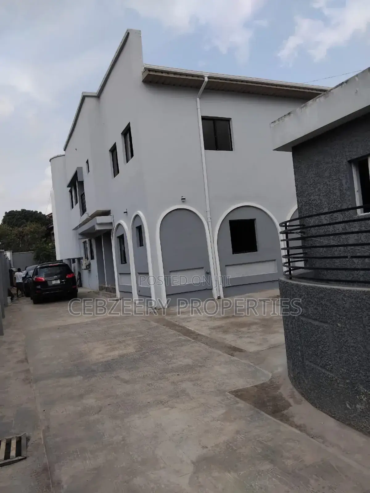 4bdrm Duplex in Omole Phase 1 for rent