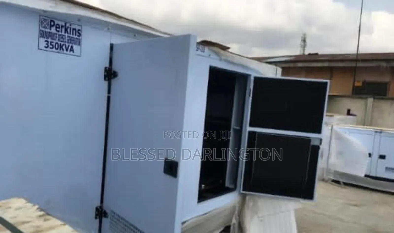 350kva Quality Standard Perkins Soundproof Generator